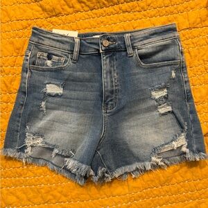 Vervet high rise shorts - size M
